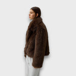 Illia | Abrigo Corto con Cuello Oversize