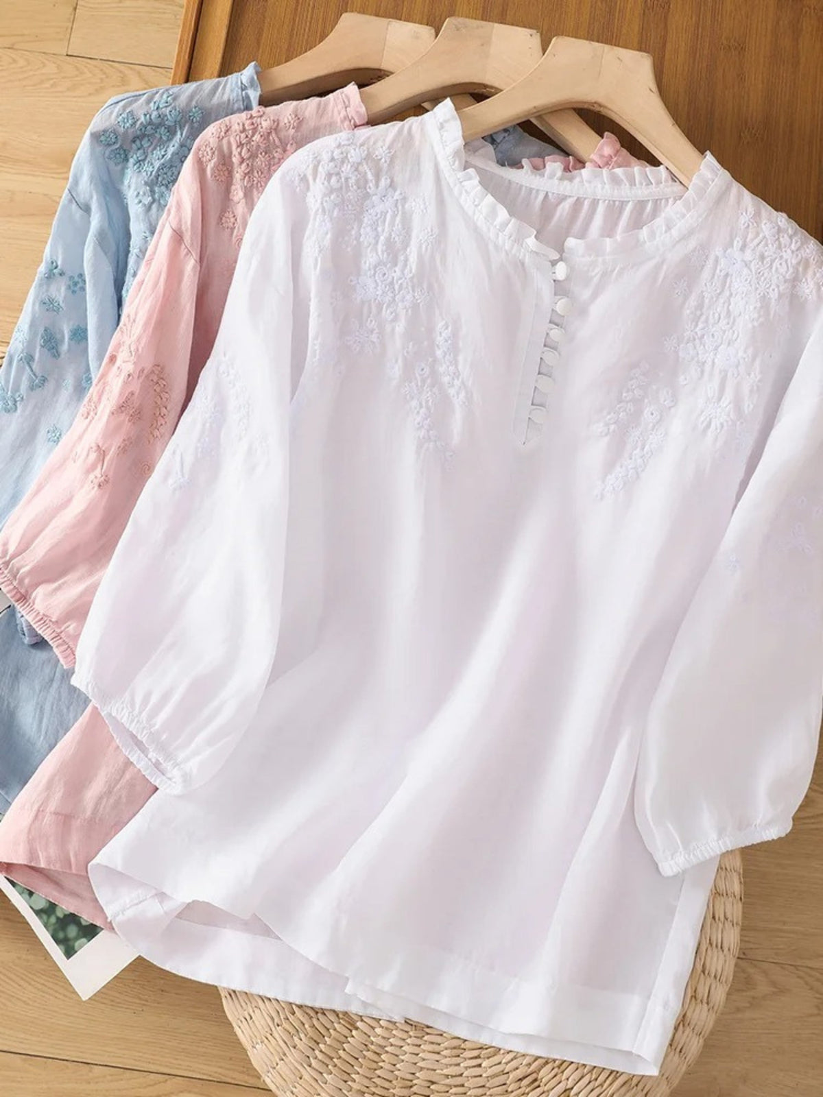 Kissina | Blusa de Algodón y Lino Bordada