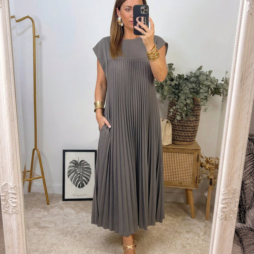 Ana | Vestido Plisado de Elegancia Atemporal