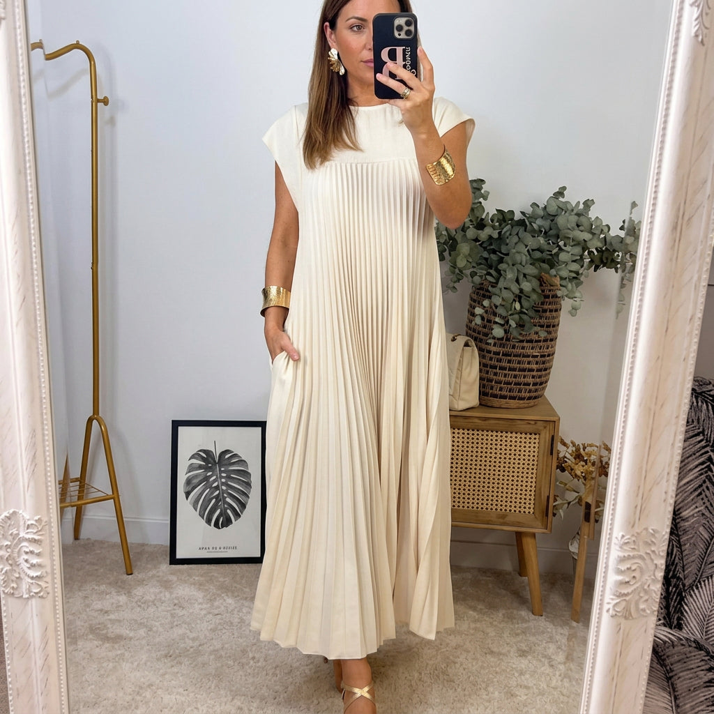 Ana | Vestido Plisado de Elegancia Atemporal
