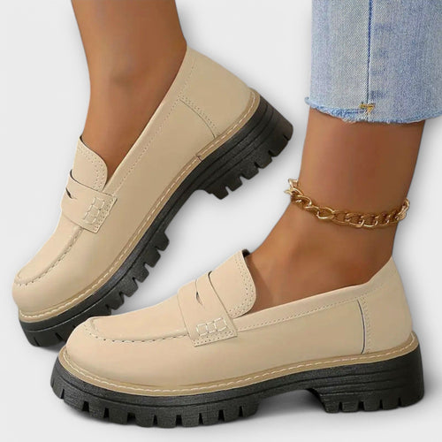 Alisa | Mocasín Elegante y Versátil